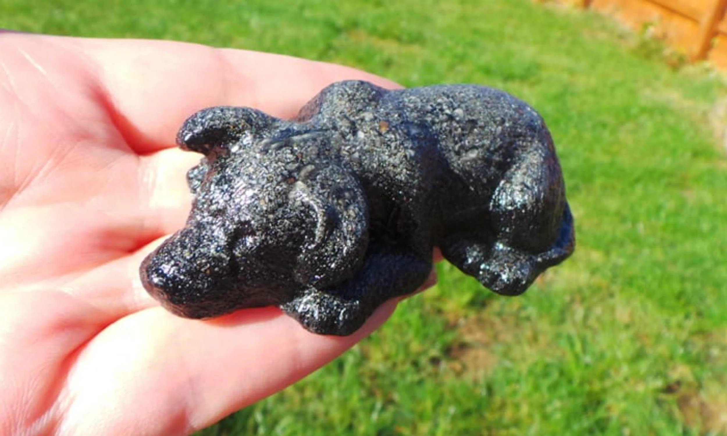 Dog shaped fur and ash memorial urn made from eco friendly resin, pet memorial keepsake