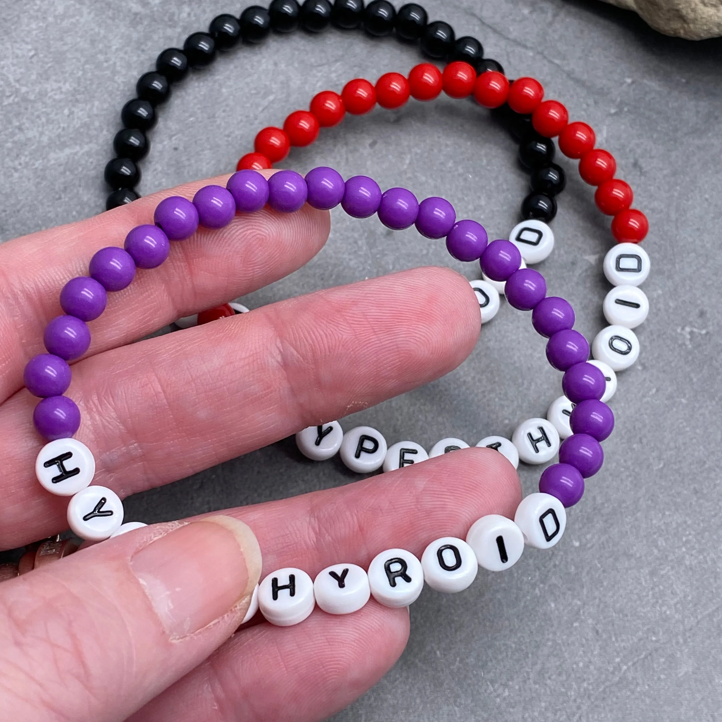HYPERTHYROID Acrylic Letter Bead Bracelet