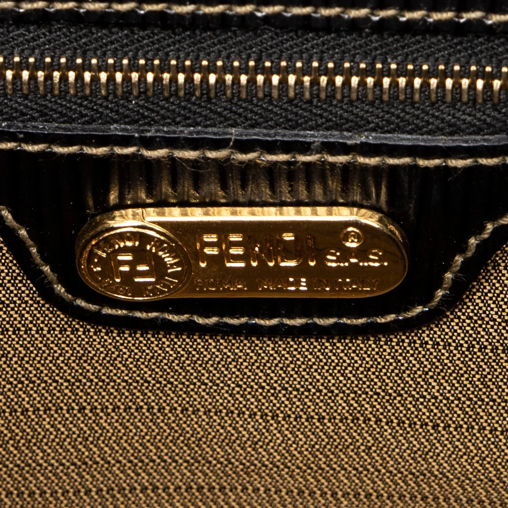 Large Pequin Zip Tote