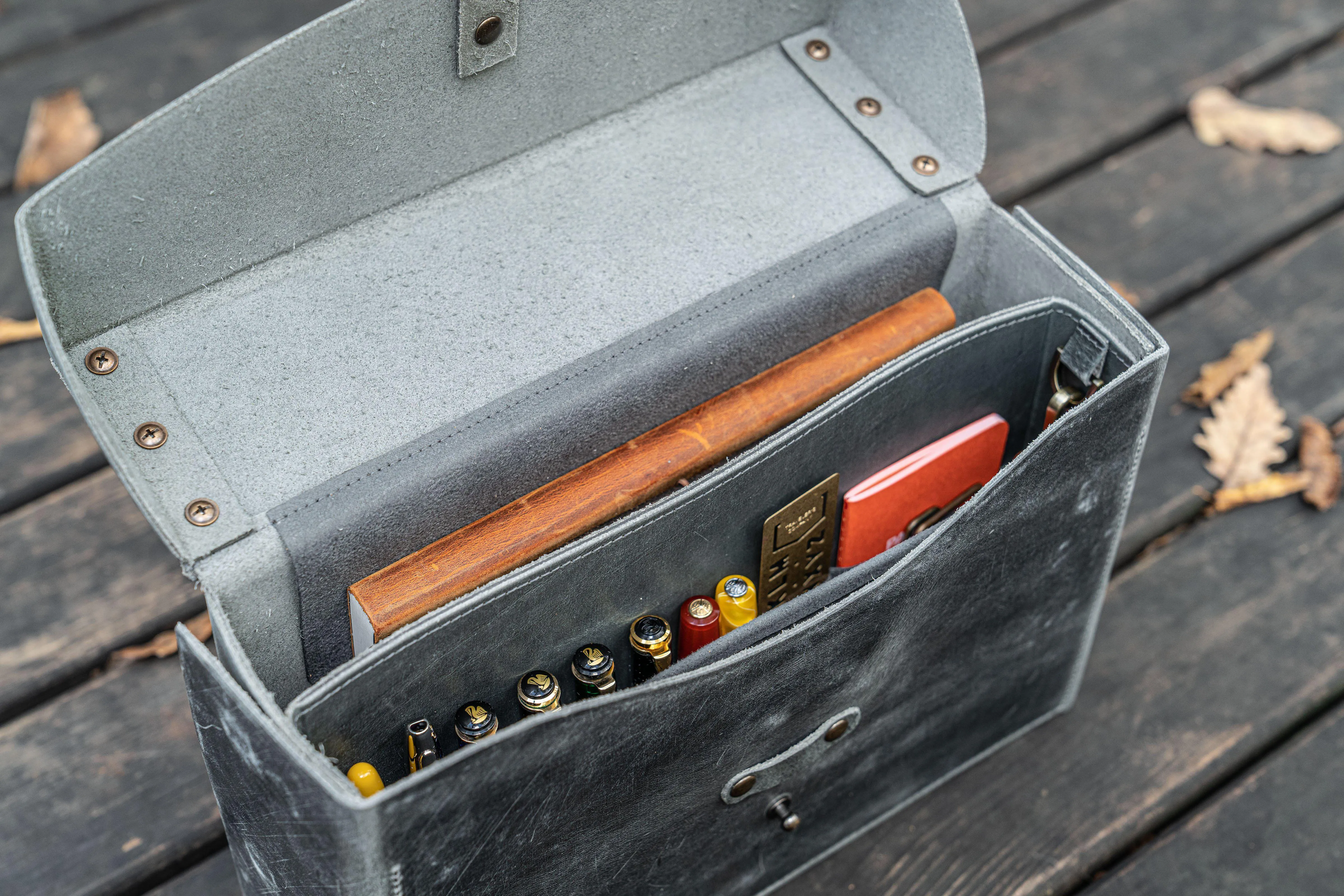 Writer's Medic Bag - Crazy Horse Smoky