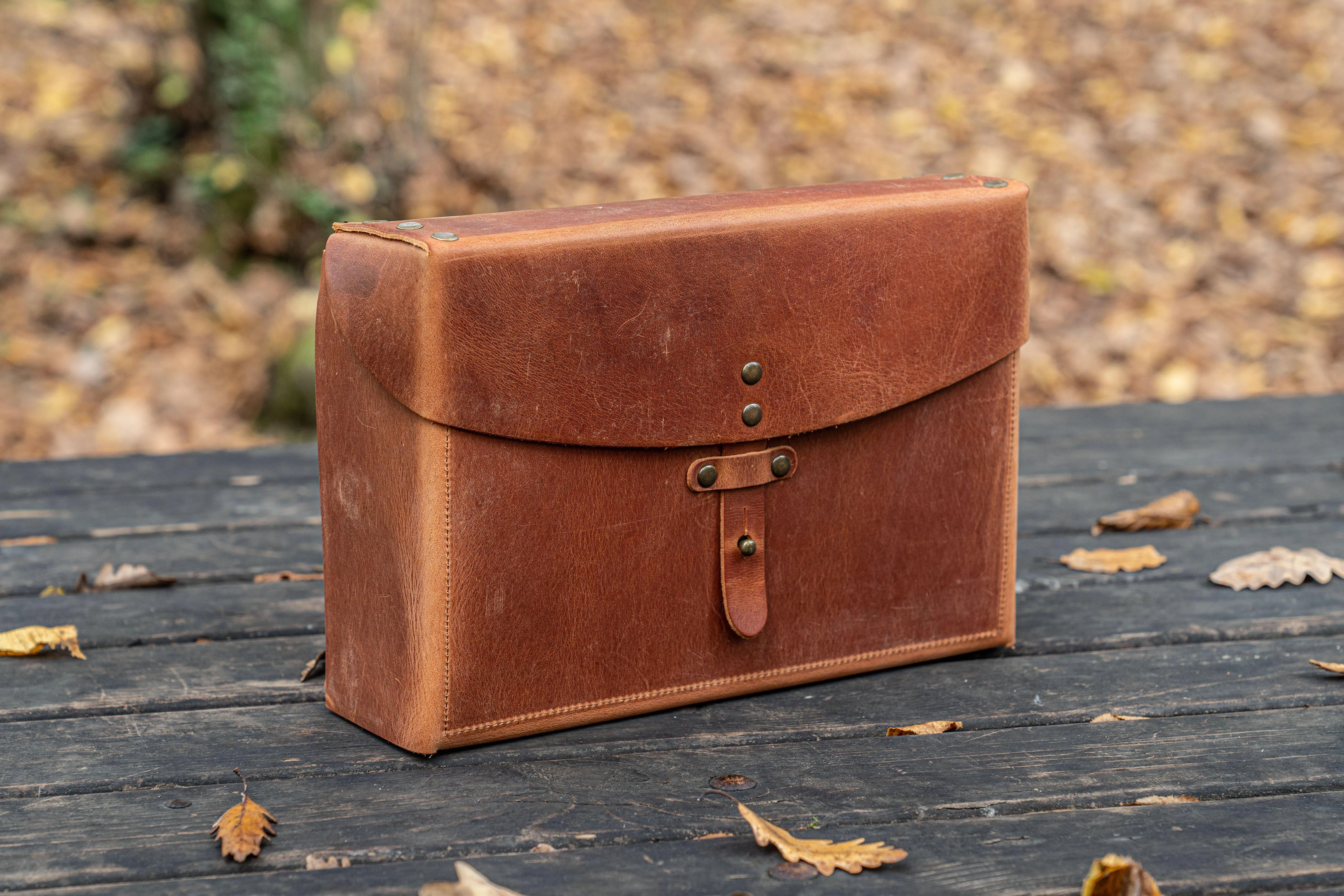 Writer's Medic Bag - Crazy Horse Tan