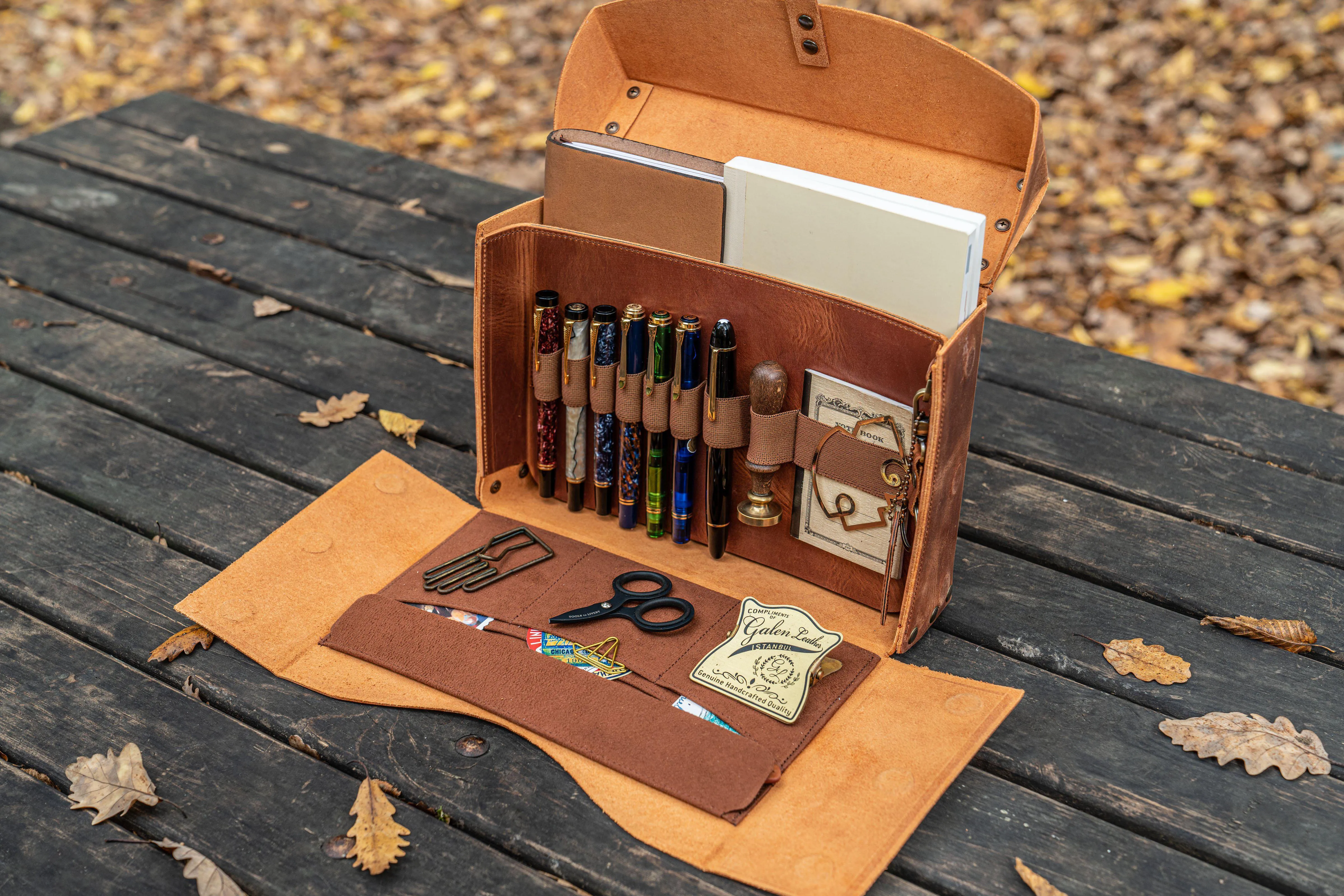 Writer's Medic Bag - Crazy Horse Tan