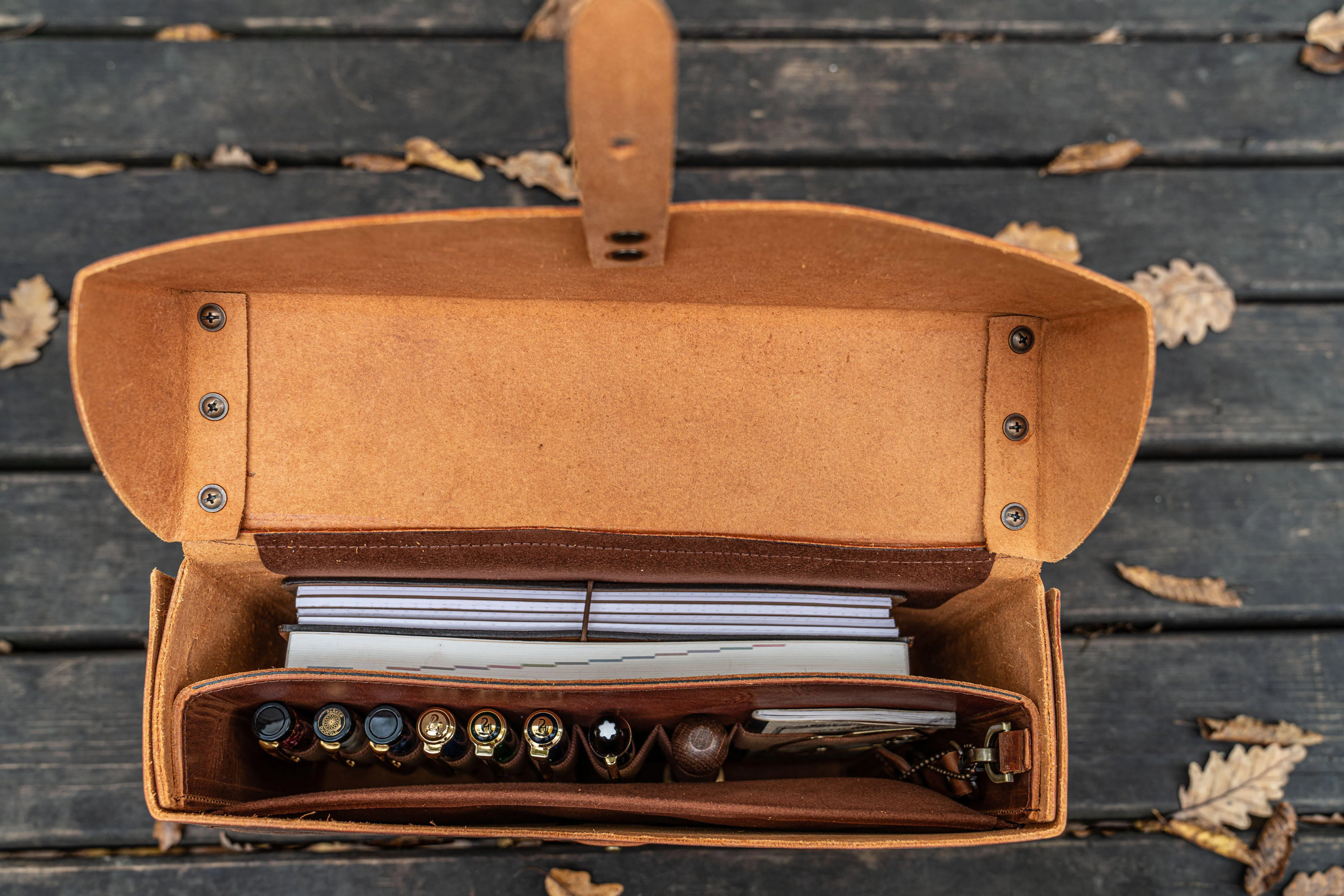 Writer's Medic Bag - Crazy Horse Tan