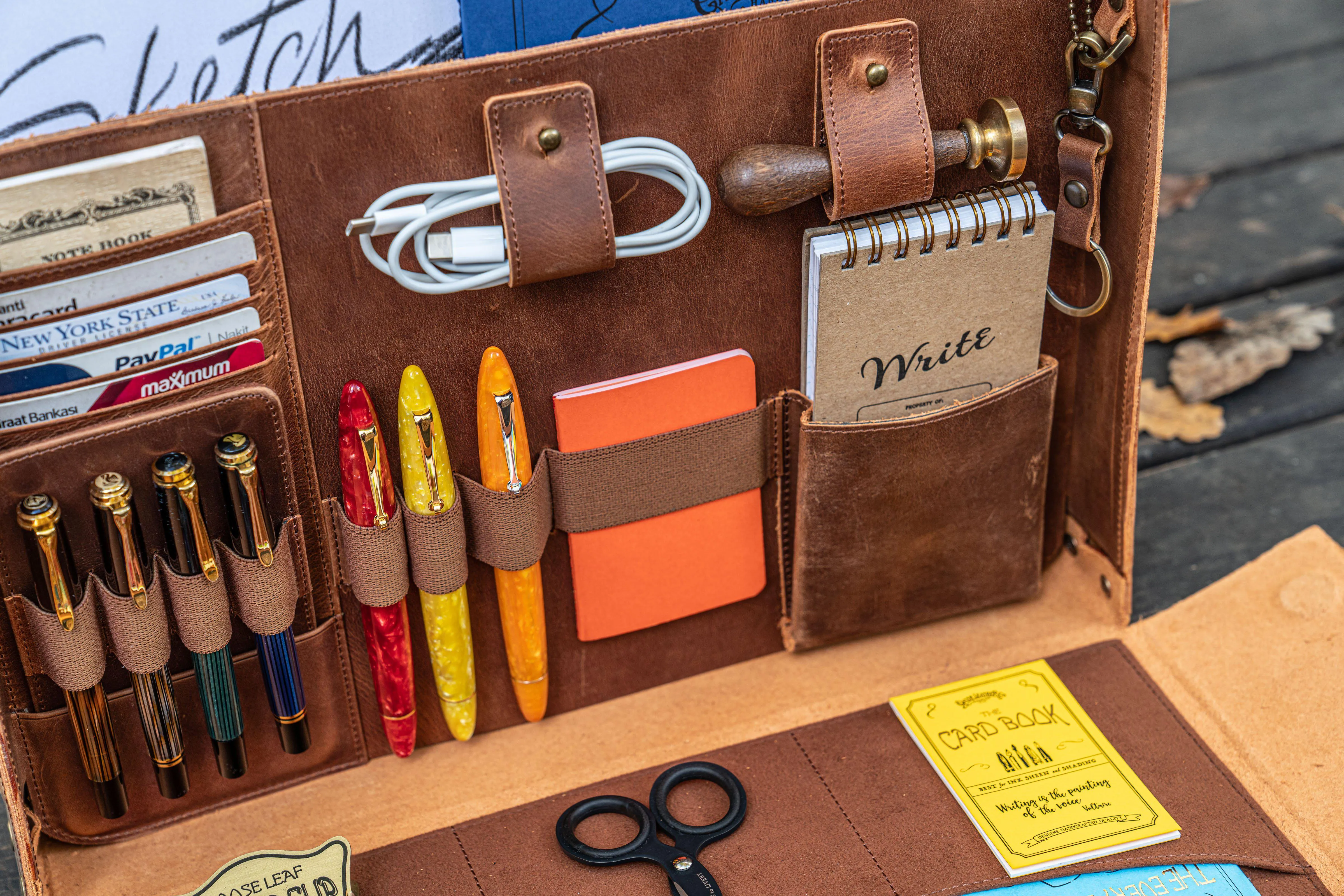 Writer's Medic Bag XLarge - Crazy Horse Tan
