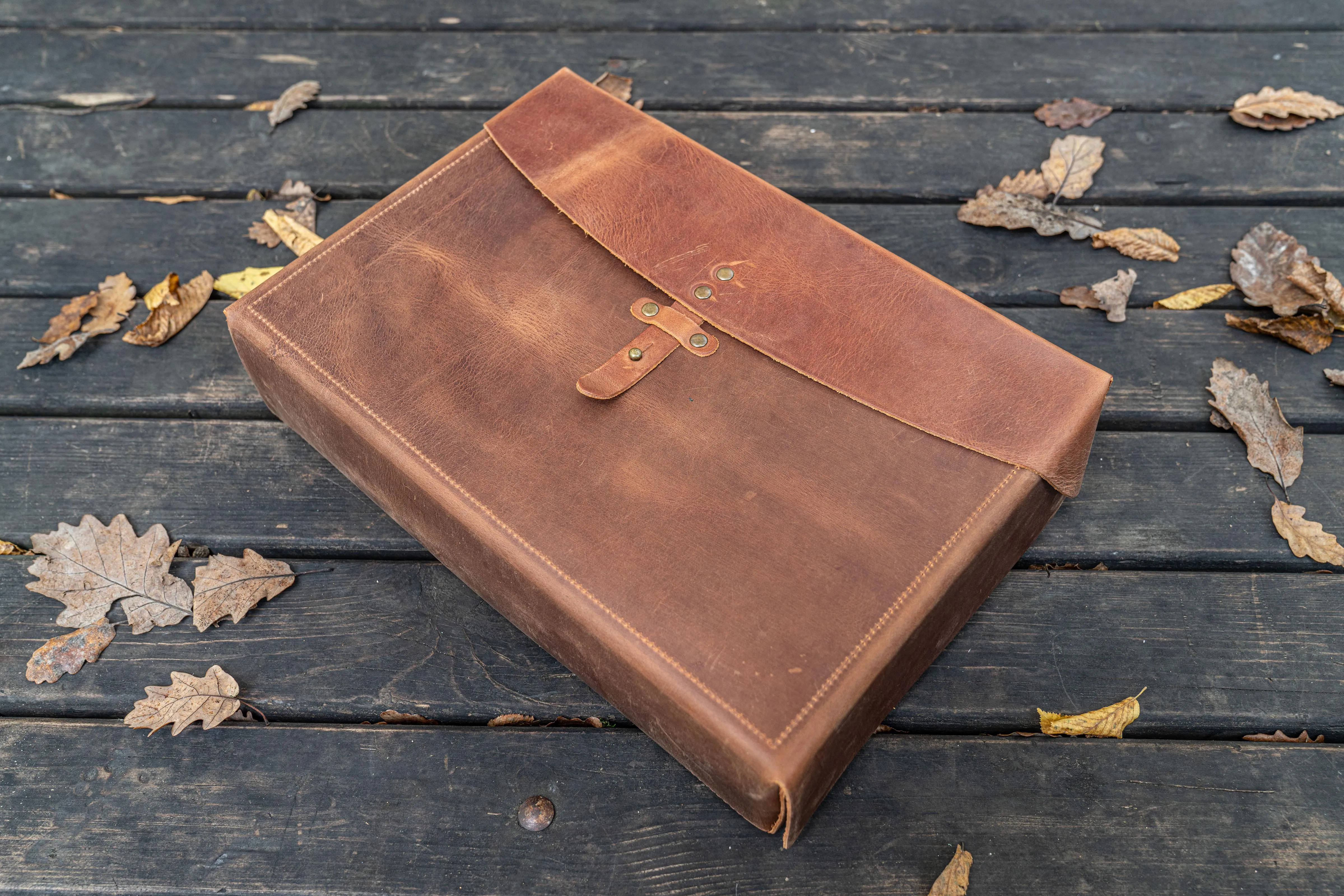 Writer's Medic Bag XLarge - Crazy Horse Tan