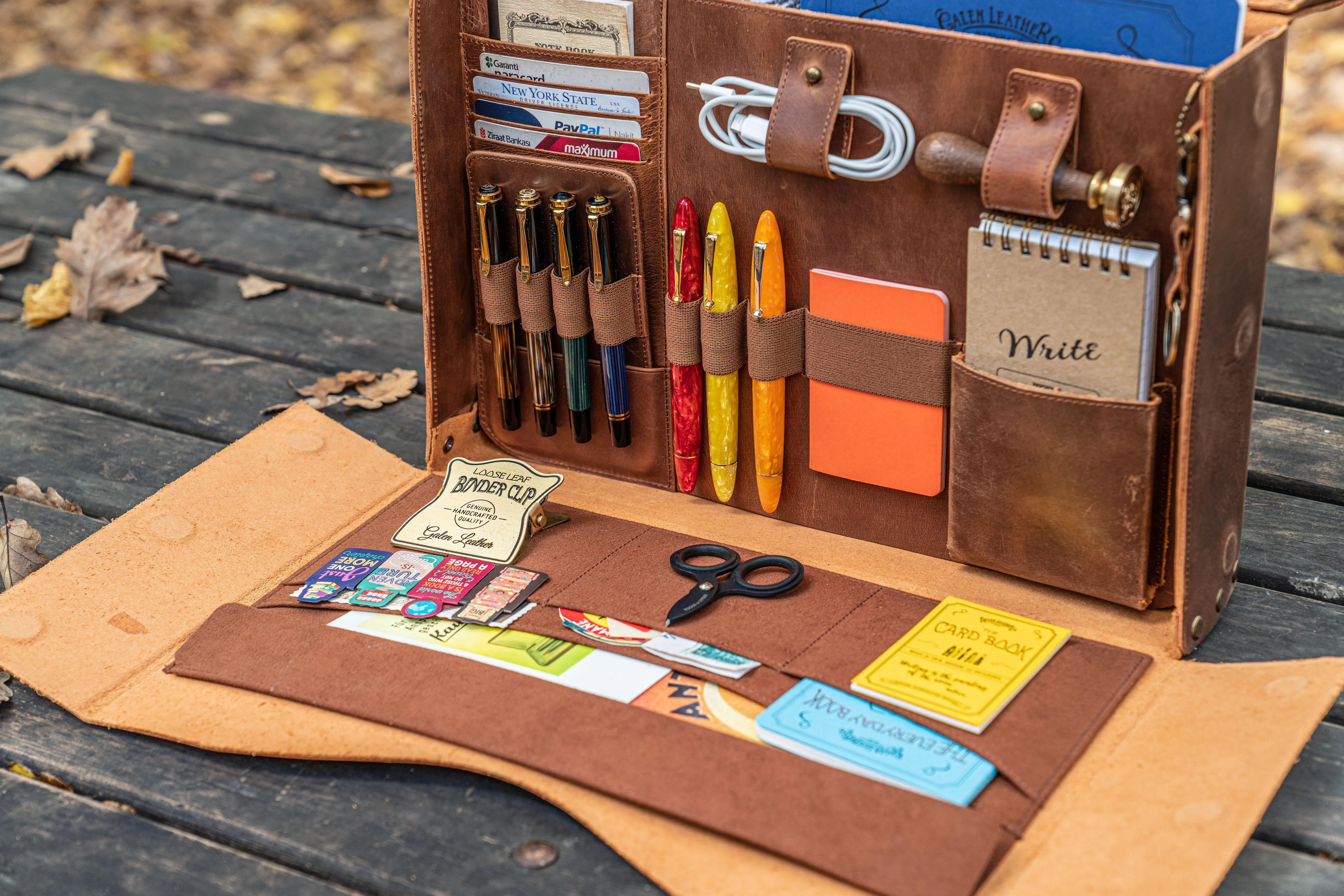 Writer's Medic Bag XLarge - Crazy Horse Tan